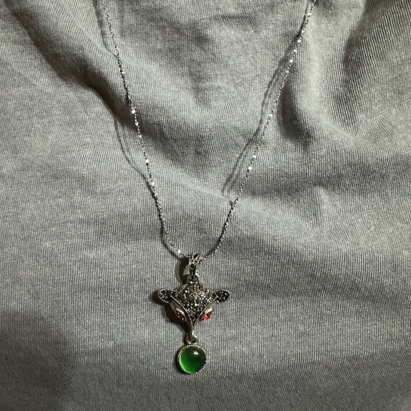 Fox Pendant Necklace with Green Stone on Silver Stainless Steel Chain - Picture 8 of 8